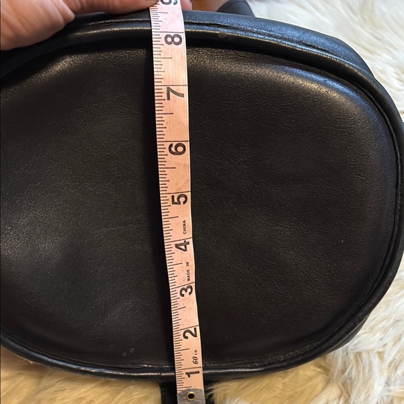 Coach Leather Sling Vintage Very good condition - Picture 8 of 11
